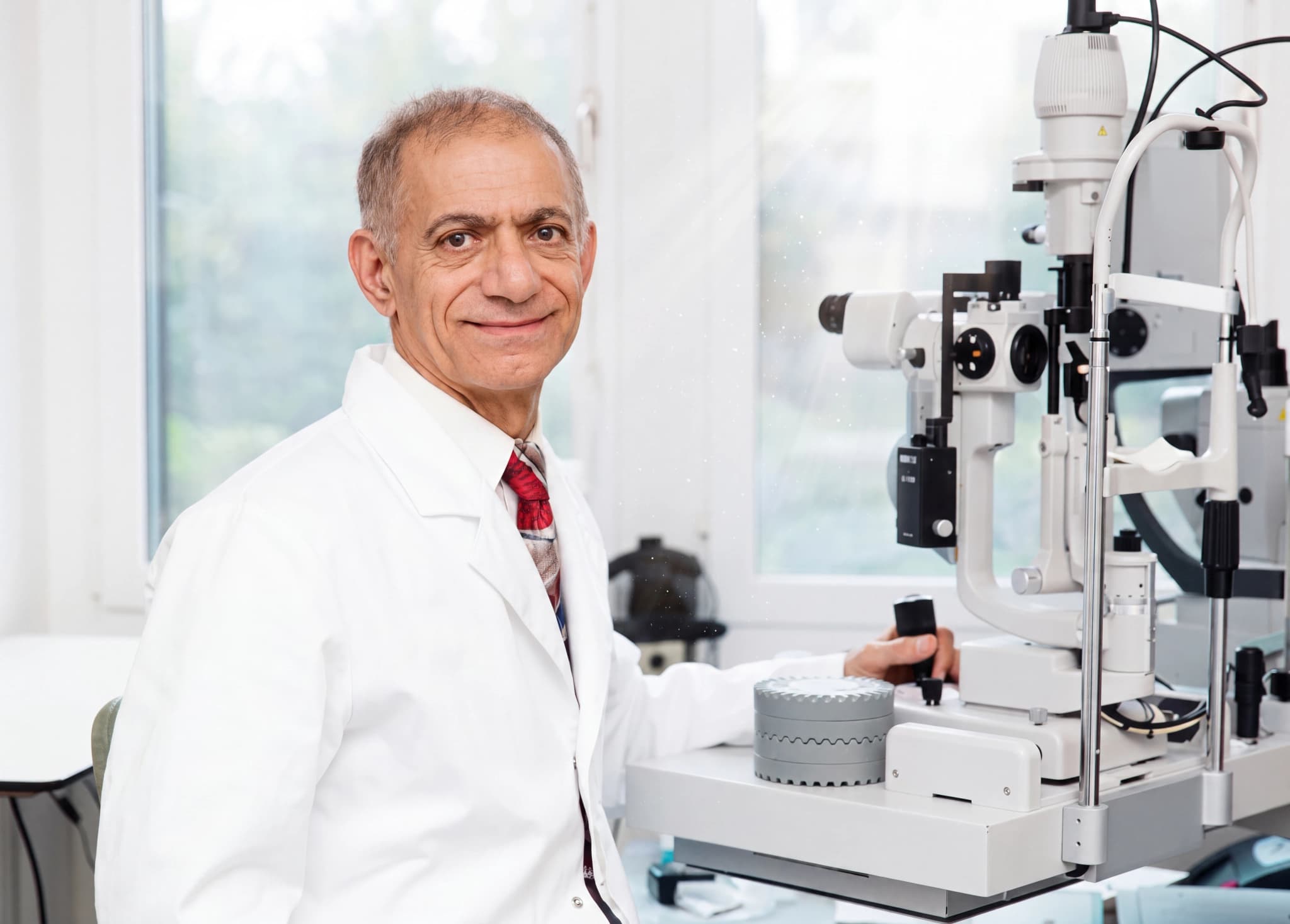 Dr. Martin Zand, ögonspecialist