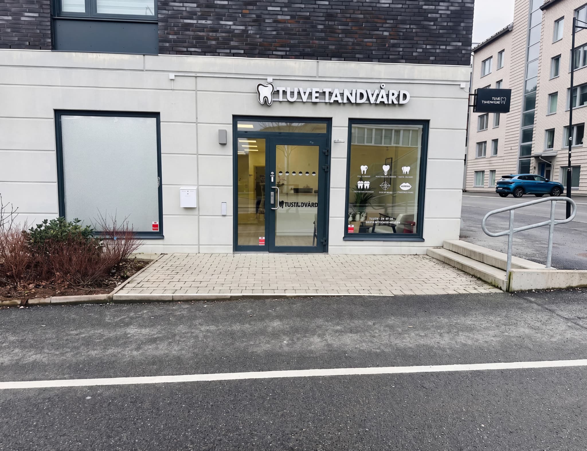 Entrén hos Tuve Tandvård