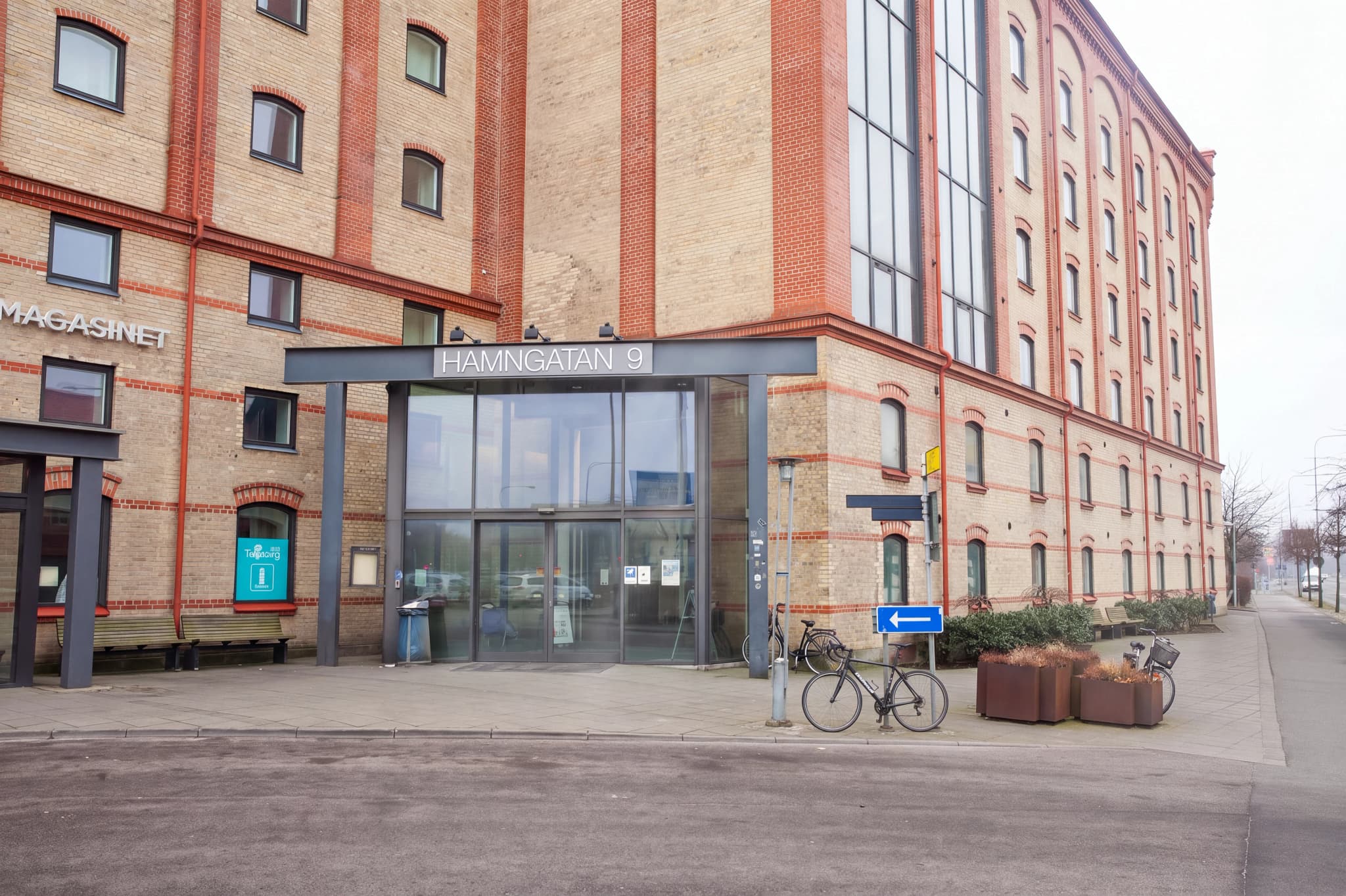 Entrén hos Mama Mia Livets Barnmorskemottagning och BVC Trelleborg