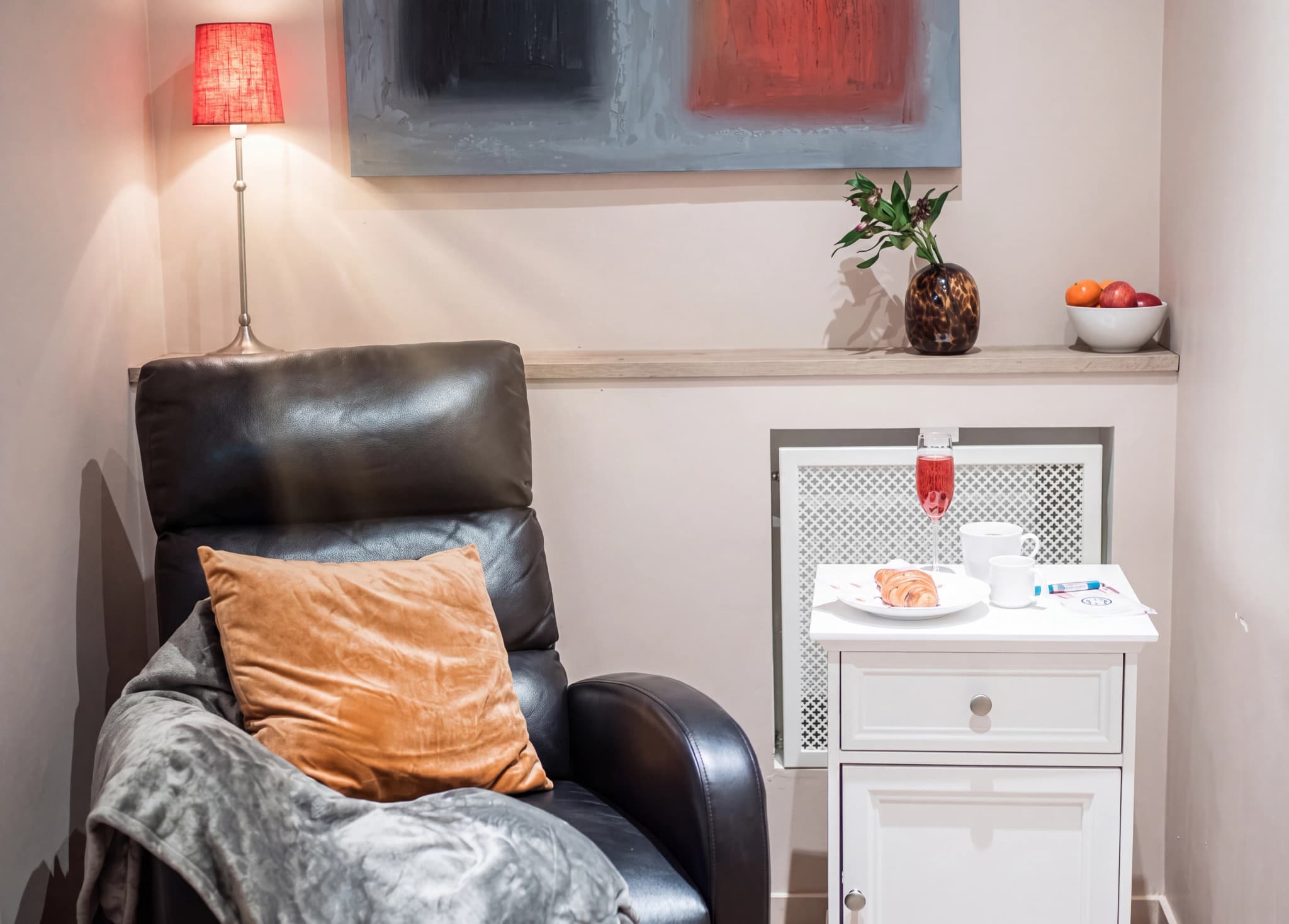 Behandlingsrummet hos Narva Åderbråckscenter, Västerås