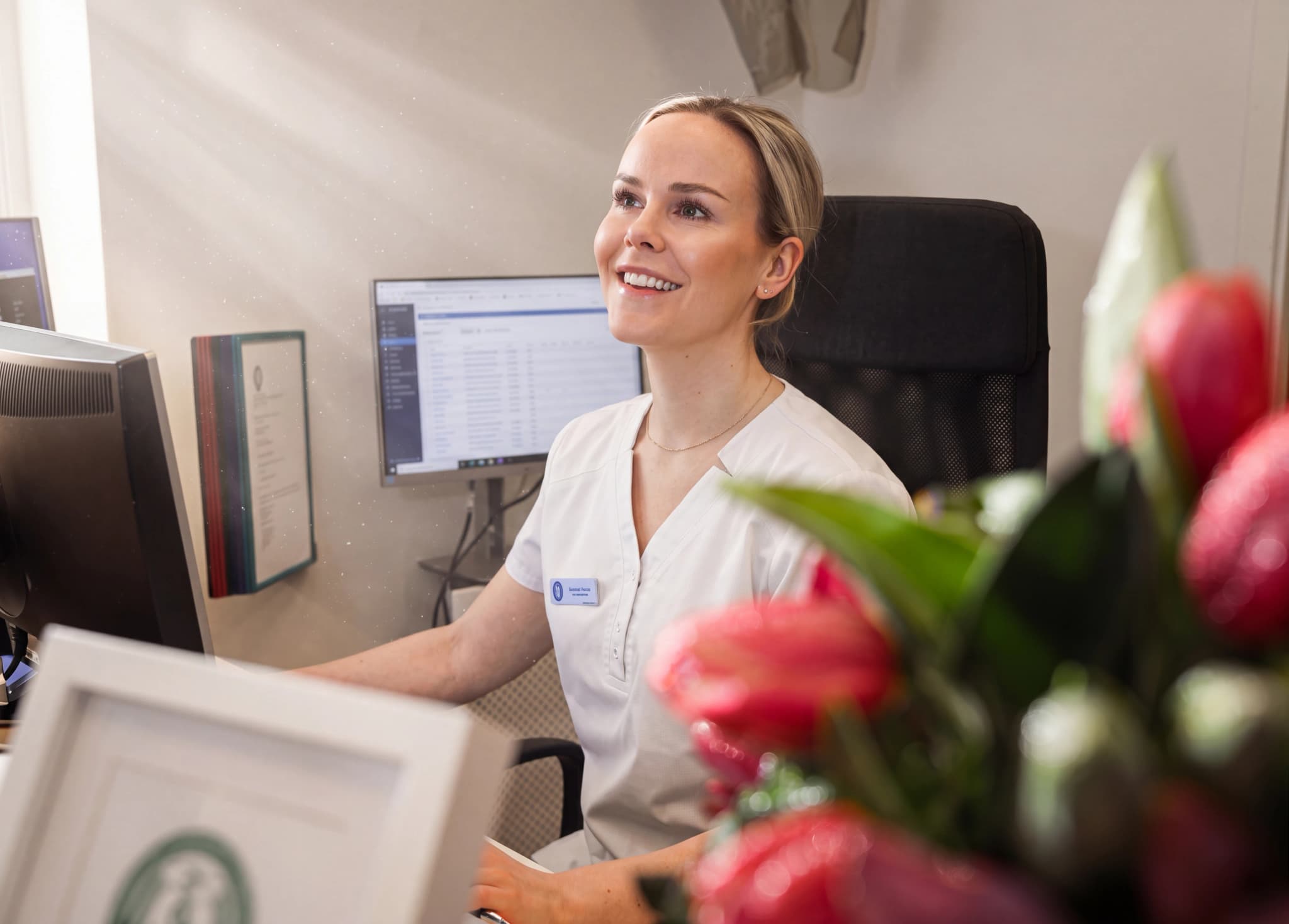 Receptionen hos Narva Åderbråckscenter, Västervik