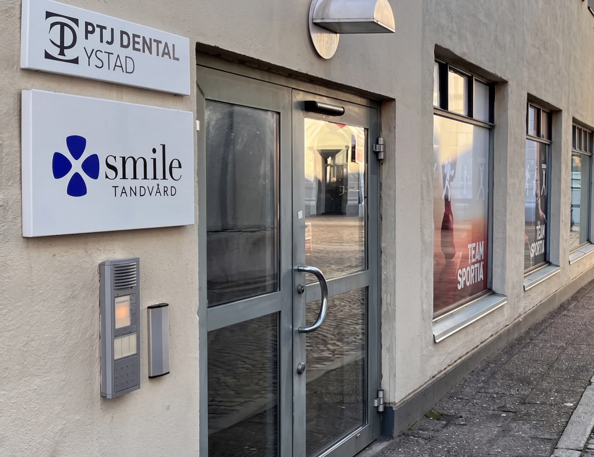 Entrén hos Smile Ystad