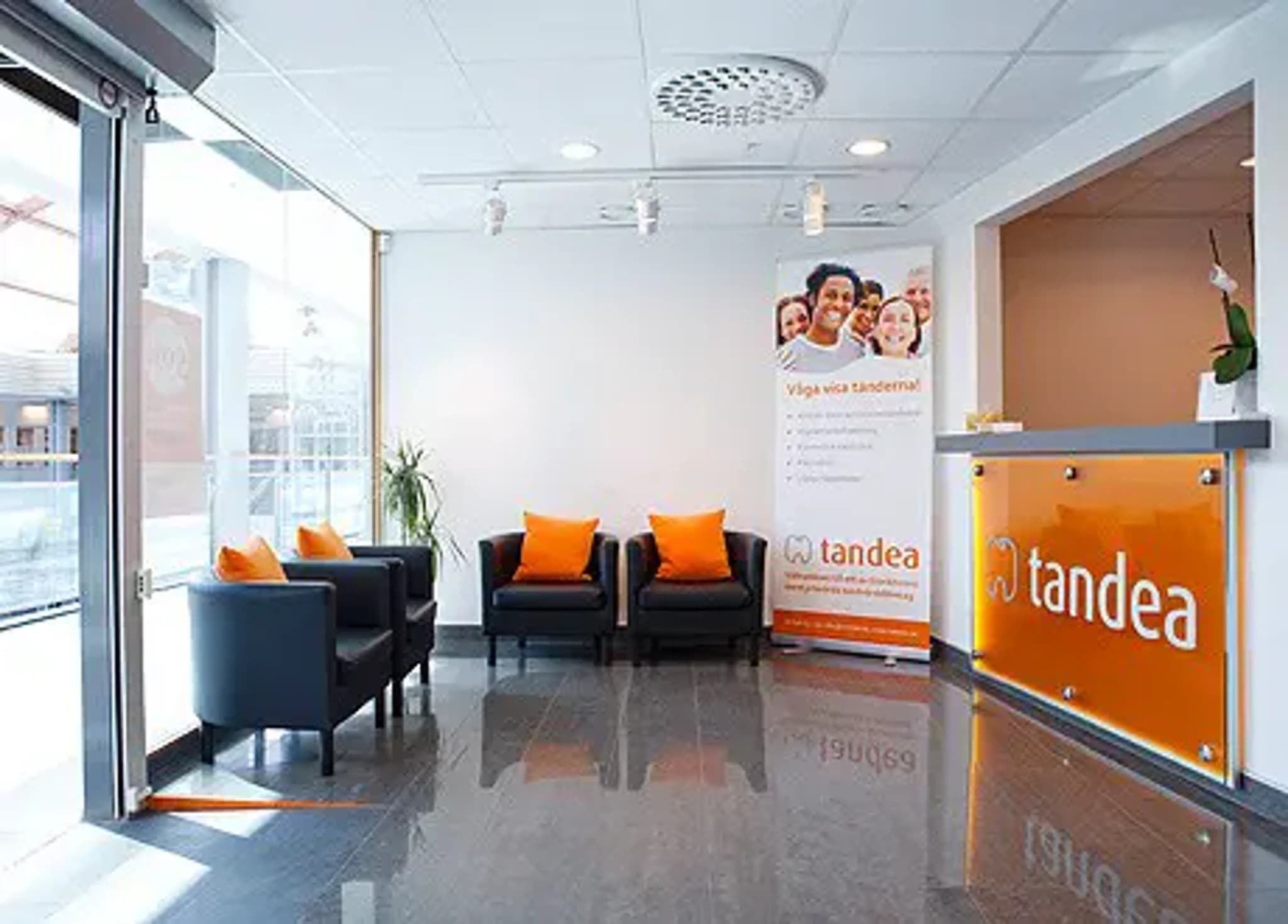Receptionen hos Tandea Skogås, Huddinge