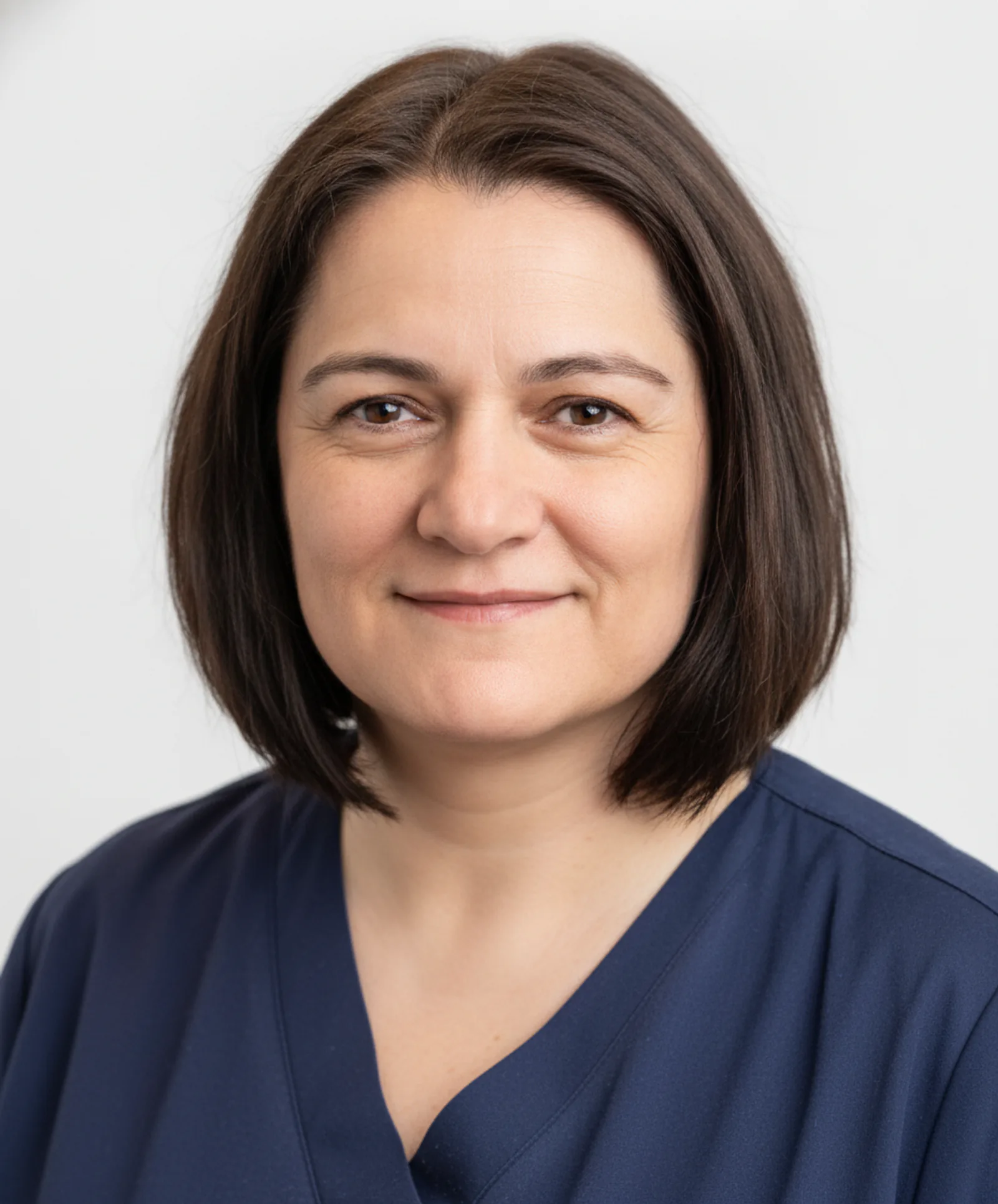 Nakisa Esfahani