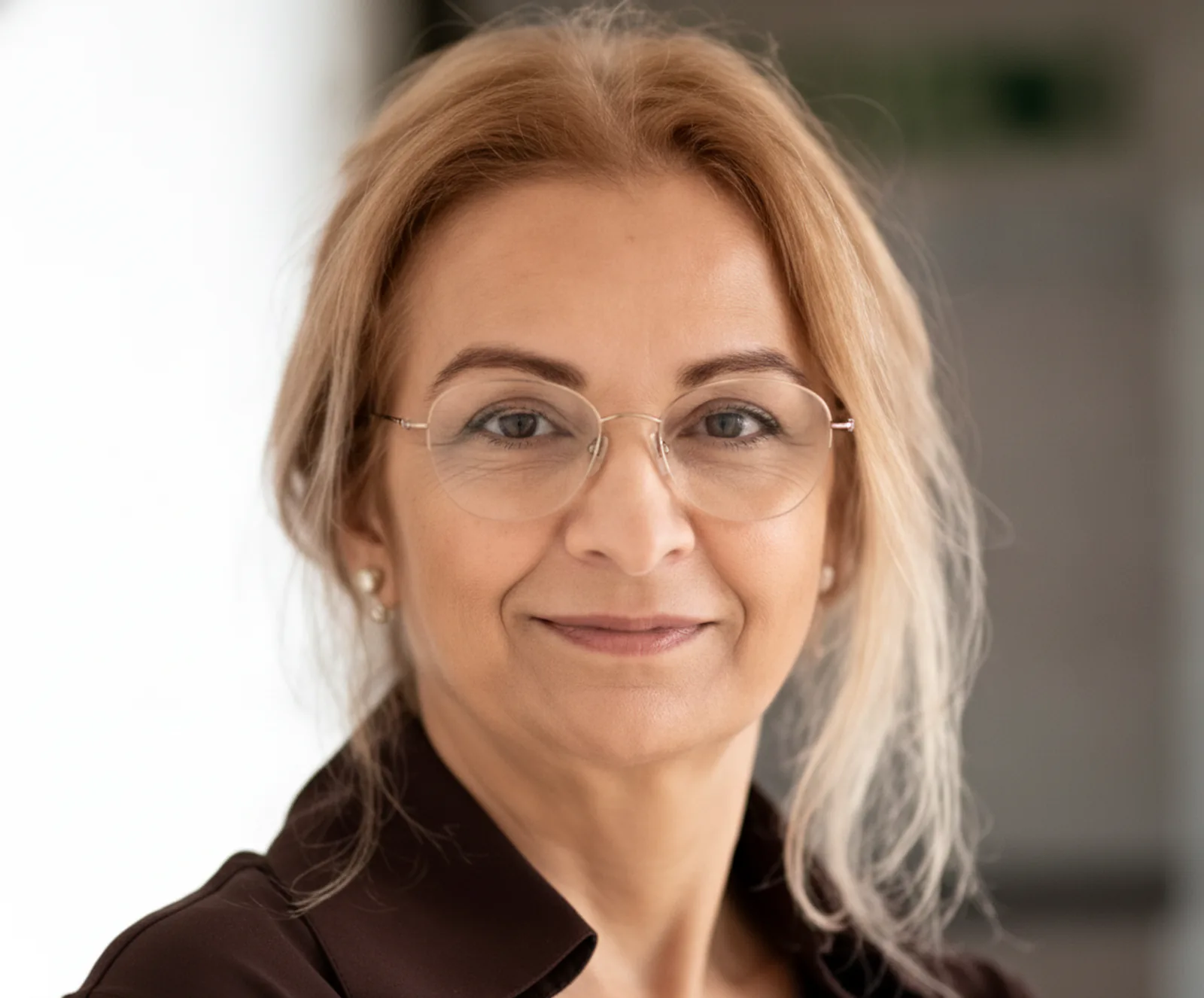 Dr Frida Hosseini Akram