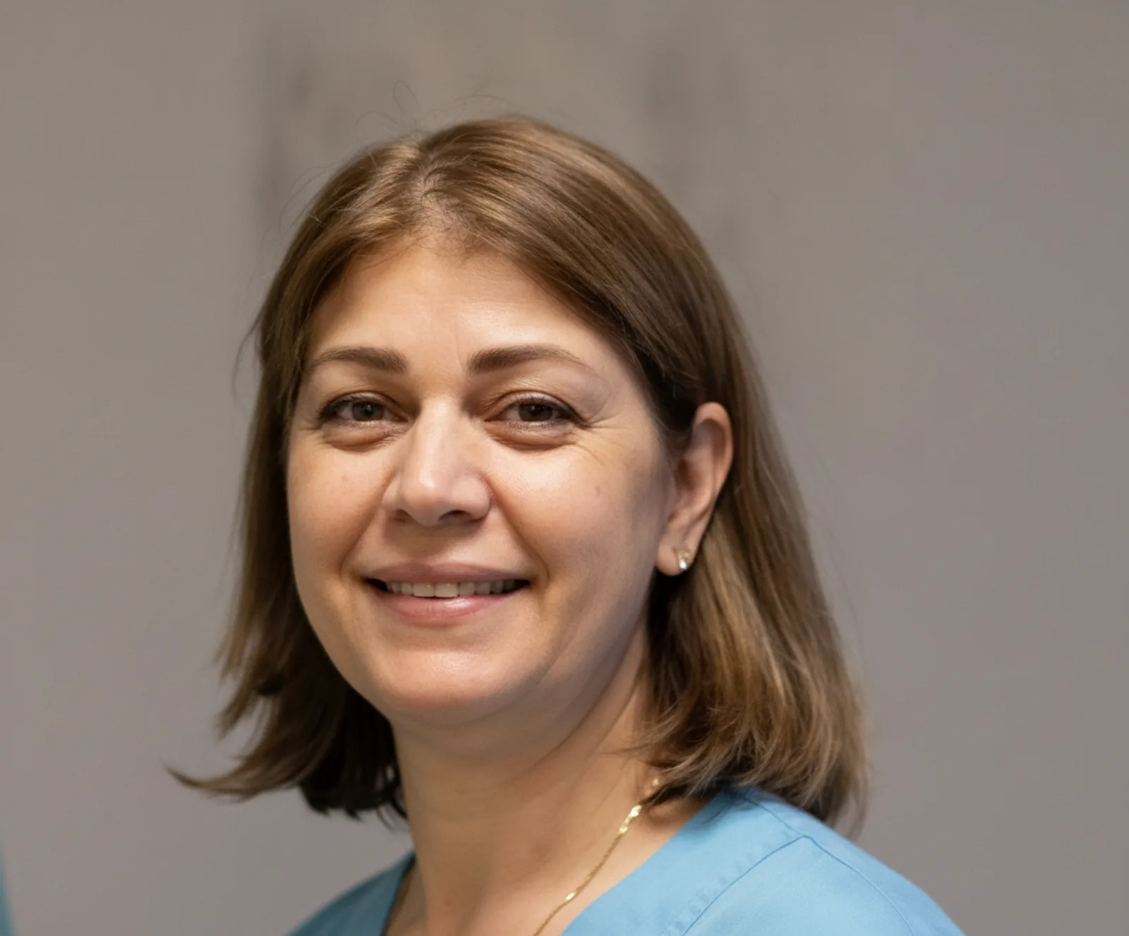 Docent Randa Akouri