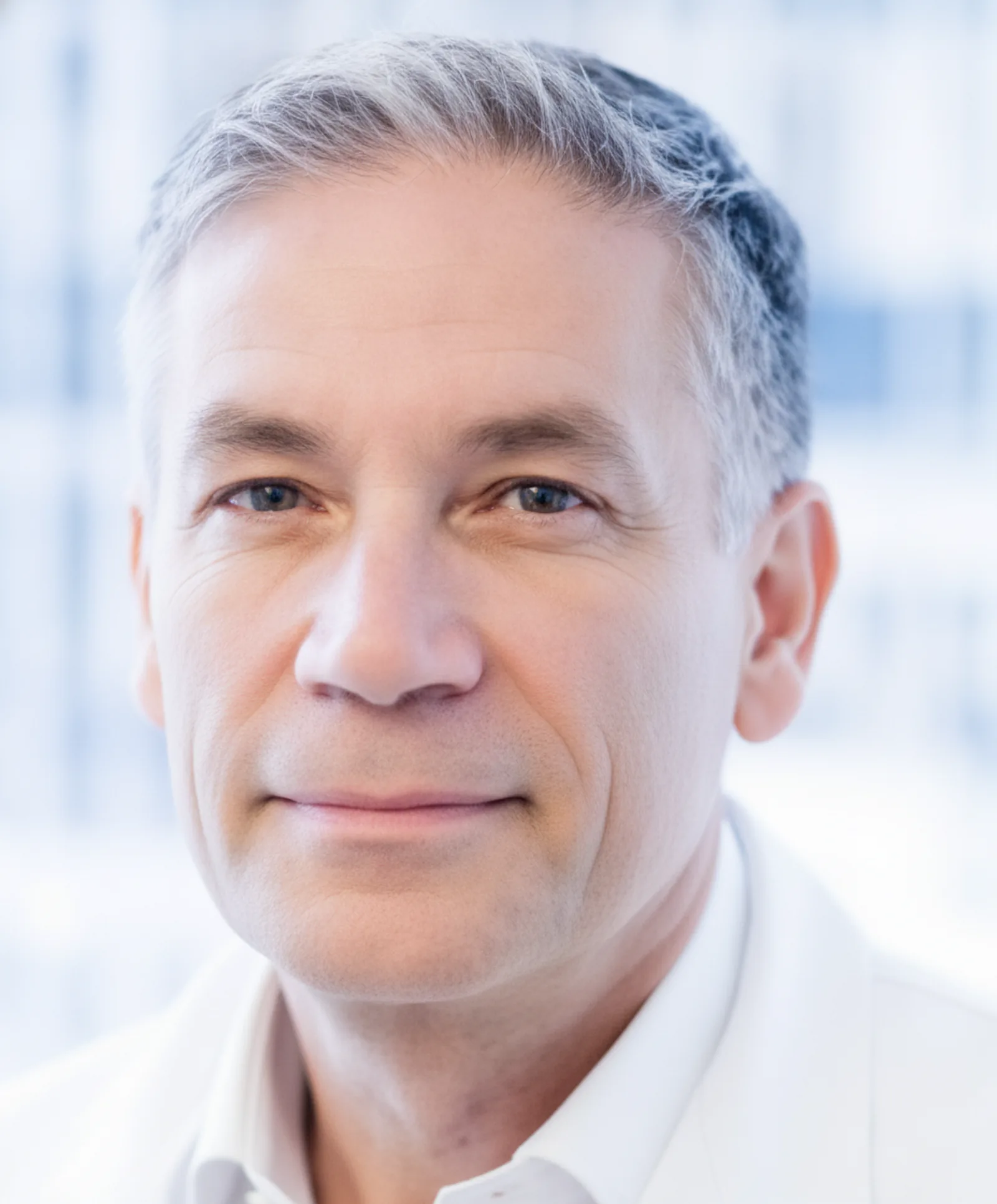 Dr Afshin Motamedi