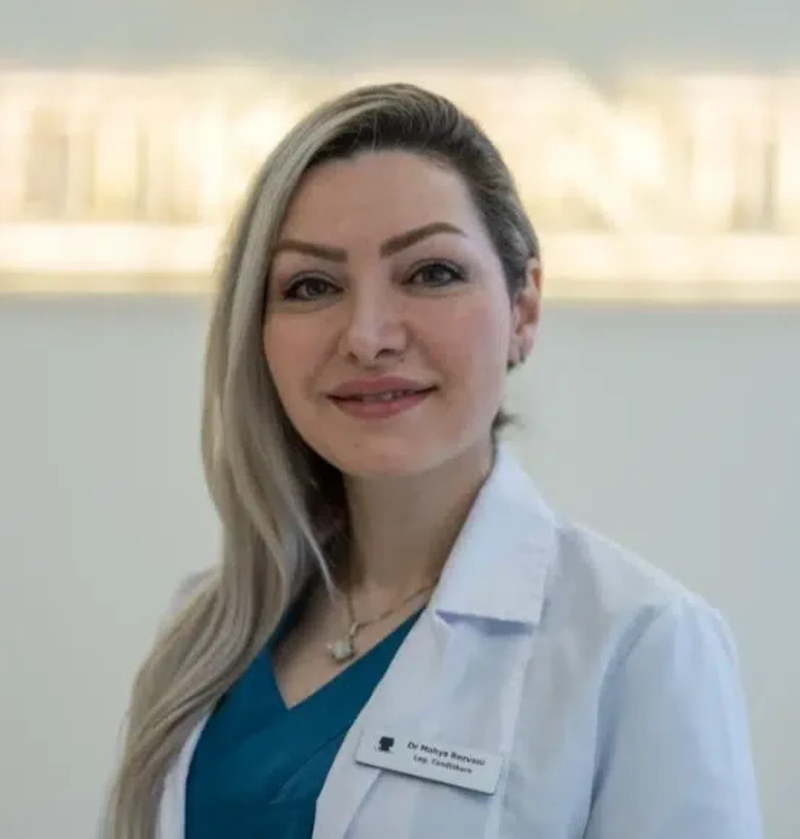 Dr Mahya Rezvani