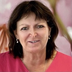 Ilona Barnard