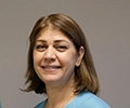Docent Randa Akouri